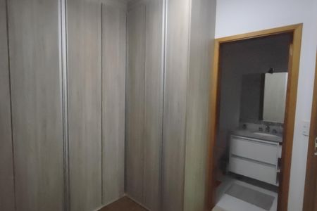 Apartamento à venda com 90m², 3 quartos e 2 vagasCloset da suíte