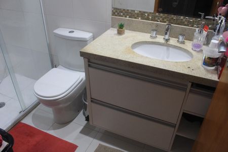 Apartamento à venda com 90m², 3 quartos e 2 vagasBanheiro da Suíte