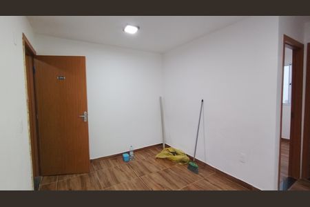 Sala de apartamento para alugar com 2 quartos, 42m² em Jardim Europa, Suzano