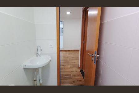 Apartamento para alugar com 42m², 2 quartos e 1 vaga Apartamento para alugar com 42m², 2 quartos e 1 vagaBanheiro