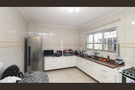 Casa à venda com 179m², 5 quartos e 2 vagasCozinha 