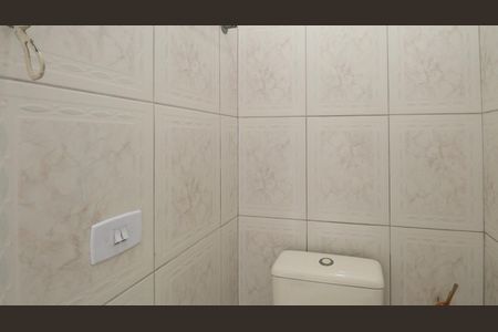 Casa à venda com 179m², 5 quartos e 2 vagasBanheiro 4