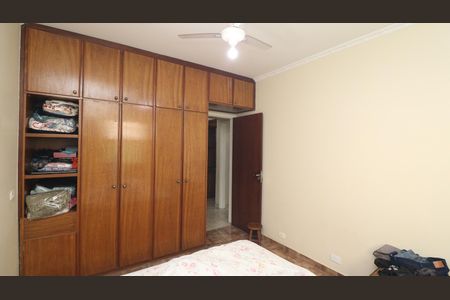 Casa à venda com 179m², 5 quartos e 2 vagasQuarto 2