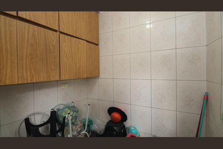 Casa à venda com 179m², 5 quartos e 2 vagasBanheiro 2 