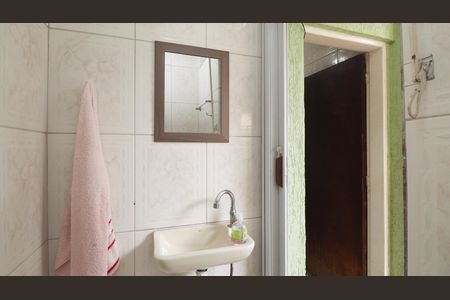 Casa à venda com 179m², 5 quartos e 2 vagasBanheiro 4