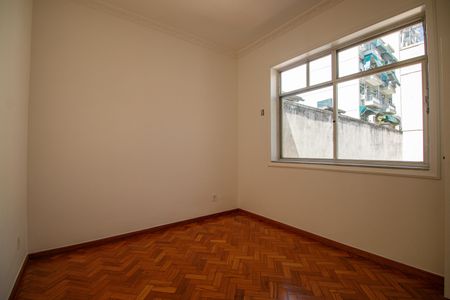 Apartamento para alugar com 97m², 4 quartos e sem vaga Apartamento para alugar com 97m², 4 quartos e sem vagaQuarto 3