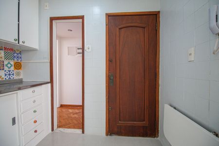 Apartamento para alugar com 97m², 4 quartos e sem vaga Apartamento para alugar com 97m², 4 quartos e sem vagaCozinha