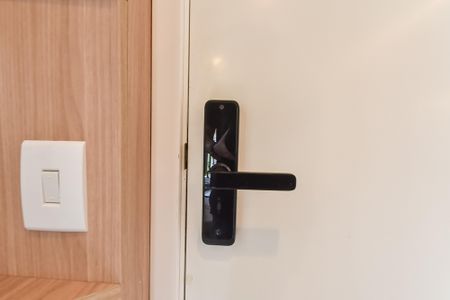 Studio à venda com 21m², 1 quarto e sem vaga Studio à venda com 21m², 1 quarto e sem vagaFechadura digital