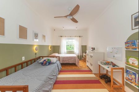 Casa à venda com 280m², 4 quartos e 2 vagasQuarto 2