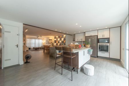 Casa à venda com 280m², 4 quartos e 2 vagasCozinha