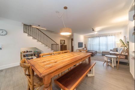 Casa à venda com 280m², 4 quartos e 2 vagasSala