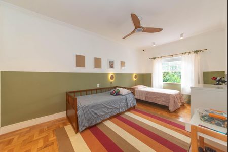 Casa à venda com 280m², 4 quartos e 2 vagasQuarto 2