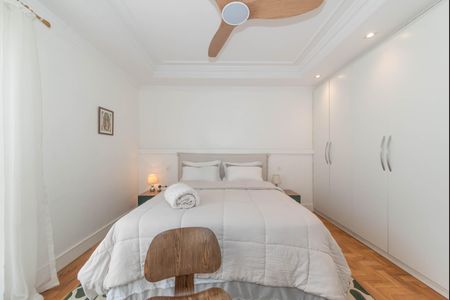 Casa à venda com 280m², 4 quartos e 2 vagasSuite