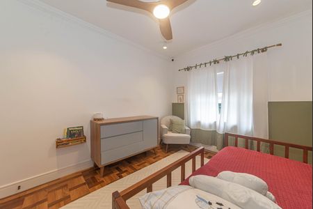 Casa à venda com 280m², 4 quartos e 2 vagasQuarto 1