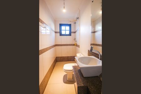 Casa para alugar com 300m², 3 quartos e 4 vagasBanheiro