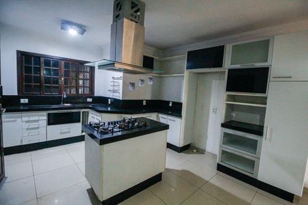 Casa para alugar com 300m², 3 quartos e 4 vagasCozinha