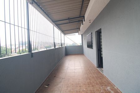 Varanda de kitnet/studio para alugar com 2 quartos, 105m² em Vila Sao Jose (cidade Dutra), São Paulo