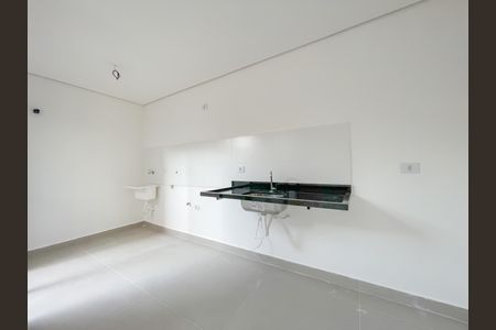 Casa de condomínio à venda com 74m², 2 quartos e 2 vagasCozinha e Área de Serviço