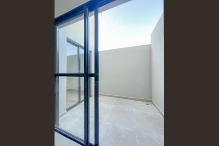 Varanda de casa de condomínio à venda com 2 quartos, 73m² em Jardim das Flores, Osasco