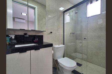 Casa de condomínio à venda com 320m², 4 quartos e 2 vagas