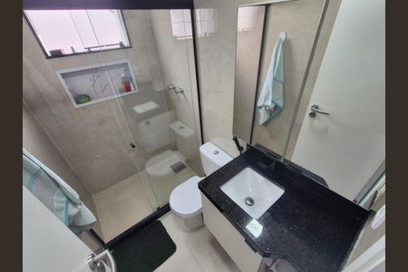 Casa de condomínio à venda com 320m², 4 quartos e 2 vagas