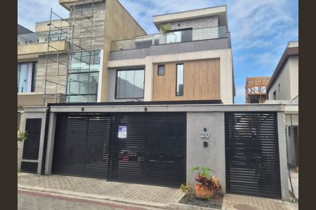 Casa de condomínio à venda com 320m², 4 quartos e 2 vagas