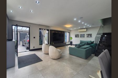 Casa de condomínio à venda com 320m², 4 quartos e 2 vagas