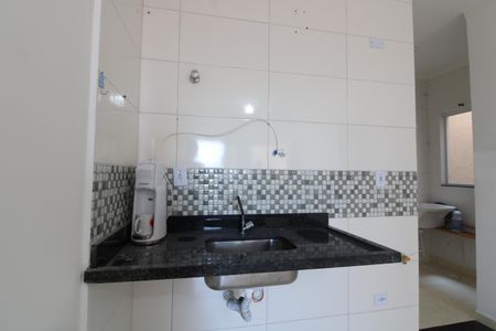 Sala / Cozinha de apartamento para alugar com 2 quartos, 50m² em Jardim Triana, São Paulo