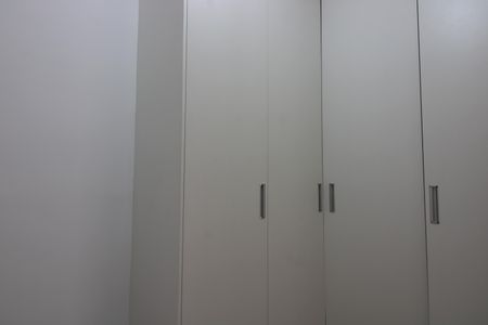 quarto 1 de apartamento para alugar com 2 quartos, 50m² em Jardim Triana, São Paulo