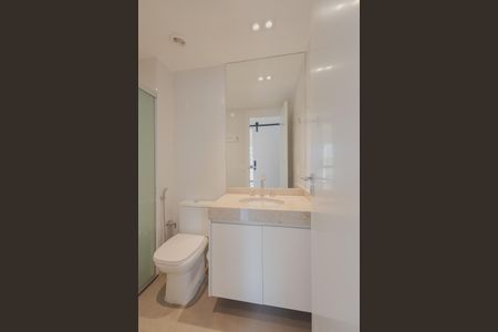 Apartamento para alugar com 67m², 2 quartos e 1 vaga Apartamento para alugar com 67m², 2 quartos e 1 vagaBanheiro