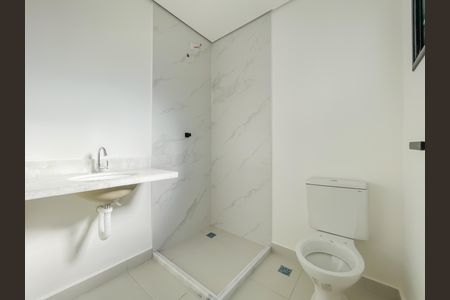 Banheiro da Suíte 1 de casa de condomínio à venda com 2 quartos, 74m² em Jardim das Flores, Osasco