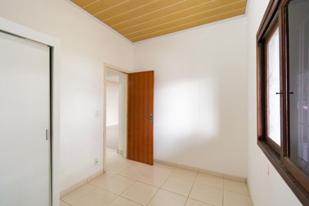 Casa à venda com 138m², 2 quartos e 2 vagas
