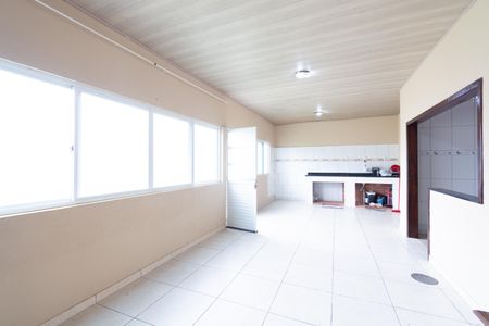 Casa à venda com 138m², 2 quartos e 2 vagas