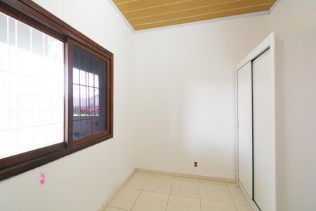 Casa à venda com 138m², 2 quartos e 2 vagas