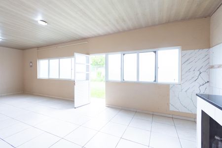 Casa à venda com 138m², 2 quartos e 2 vagas