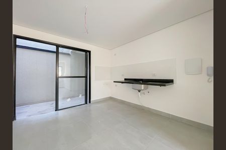 Casa de condomínio à venda com 64m², 2 quartos e 1 vaga Casa de condomínio à venda com 64m², 2 quartos e 1 vagaCozinha