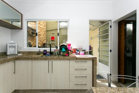 Casa de condomínio à venda com 174m², 3 quartos e 2 vagasCozinha