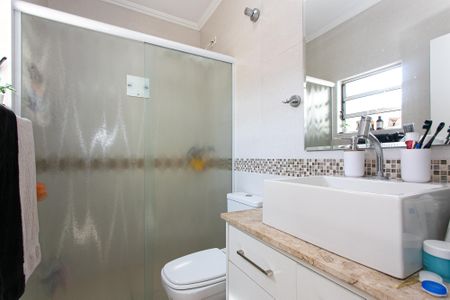 Casa de condomínio à venda com 174m², 3 quartos e 2 vagasBanheiro da Suíte