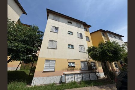 Apartamento para alugar com 49m², 2 quartos e 1 vagaFachada