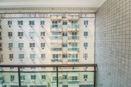 Sala de apartamento para alugar com 2 quartos, 95m² em Vila Valqueire, Rio de Janeiro