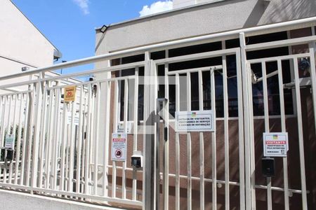 Apartamento para alugar com 58m², 2 quartos e 2 vagasFachada