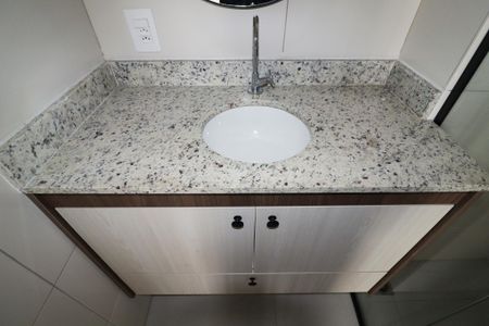 Apartamento para alugar com 42m², 2 quartos e sem vaga Apartamento para alugar com 42m², 2 quartos e sem vagaBanheiro da Suíte