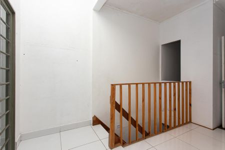 Casa para alugar com 120m², 3 quartos e 2 vagas Casa para alugar com 120m², 3 quartos e 2 vagasCorredor
