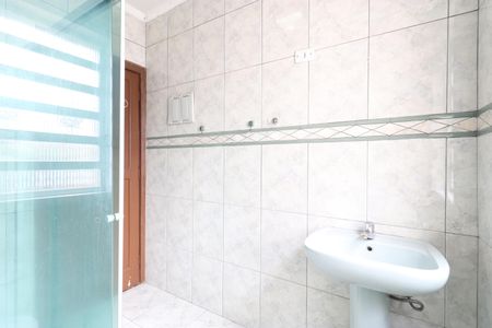 Casa à venda com 230m², 4 quartos e 3 vagasBanheiro 