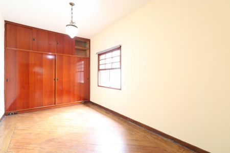 Casa à venda com 230m², 4 quartos e 3 vagasQuarto 1