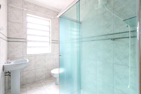 Casa para alugar com 230m², 4 quartos e 3 vagasBanheiro 