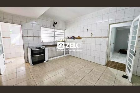 Casa à venda com 248m², 3 quartos e 4 vagas Casa à venda com 248m², 3 quartos e 4 vagasFoto 05