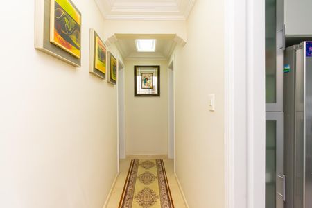 Apartamento para alugar com 180m², 3 quartos e 2 vagas Apartamento para alugar com 180m², 3 quartos e 2 vagasCorredor