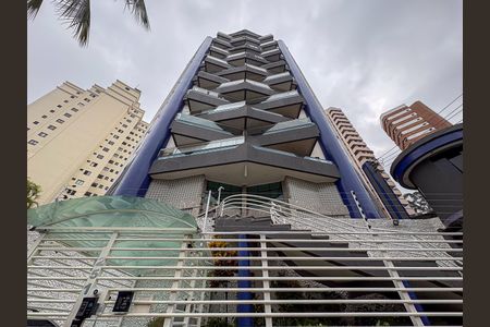 Apartamento para alugar com 180m², 3 quartos e 2 vagas Apartamento para alugar com 180m², 3 quartos e 2 vagasFachada