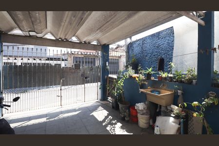 Casa à venda com 56m², 2 quartos e 1 vagaGaragem